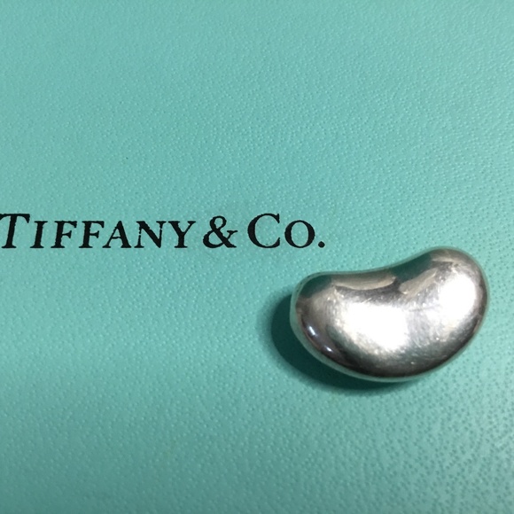 **FALL SALE** Tiffany & Co. Bean Pendant - Picture 2 of 3